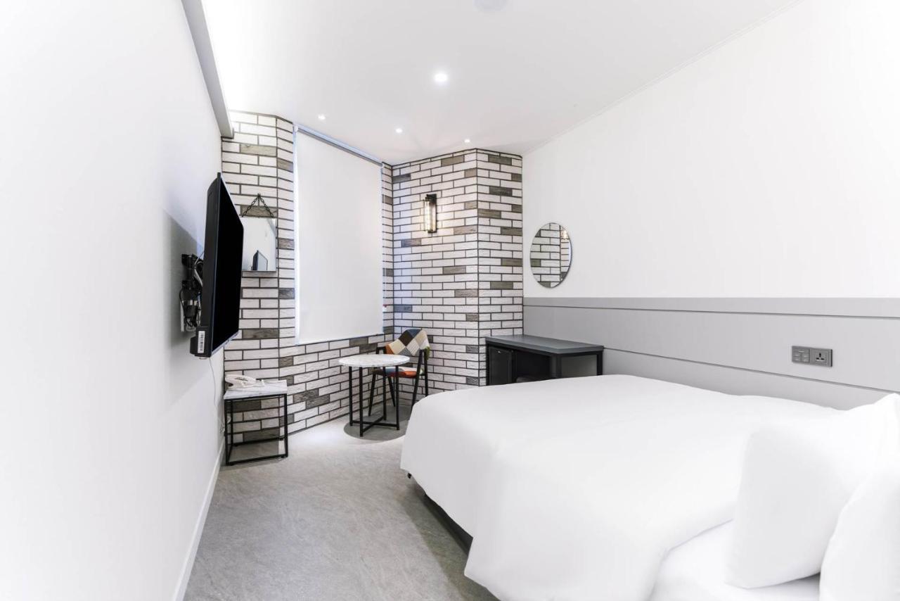 Pyeongtaek Godeok Rich Stay Hotel Экстерьер фото