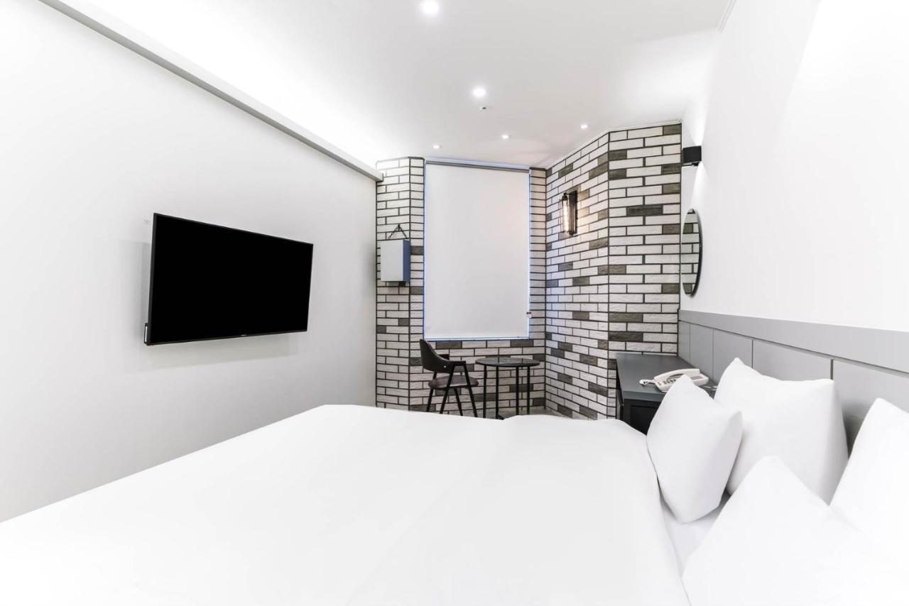 Pyeongtaek Godeok Rich Stay Hotel Экстерьер фото