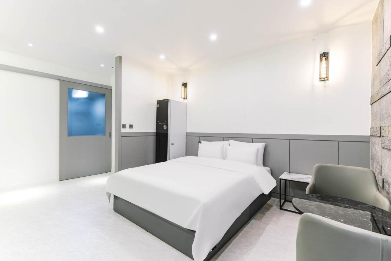 Pyeongtaek Godeok Rich Stay Hotel Экстерьер фото