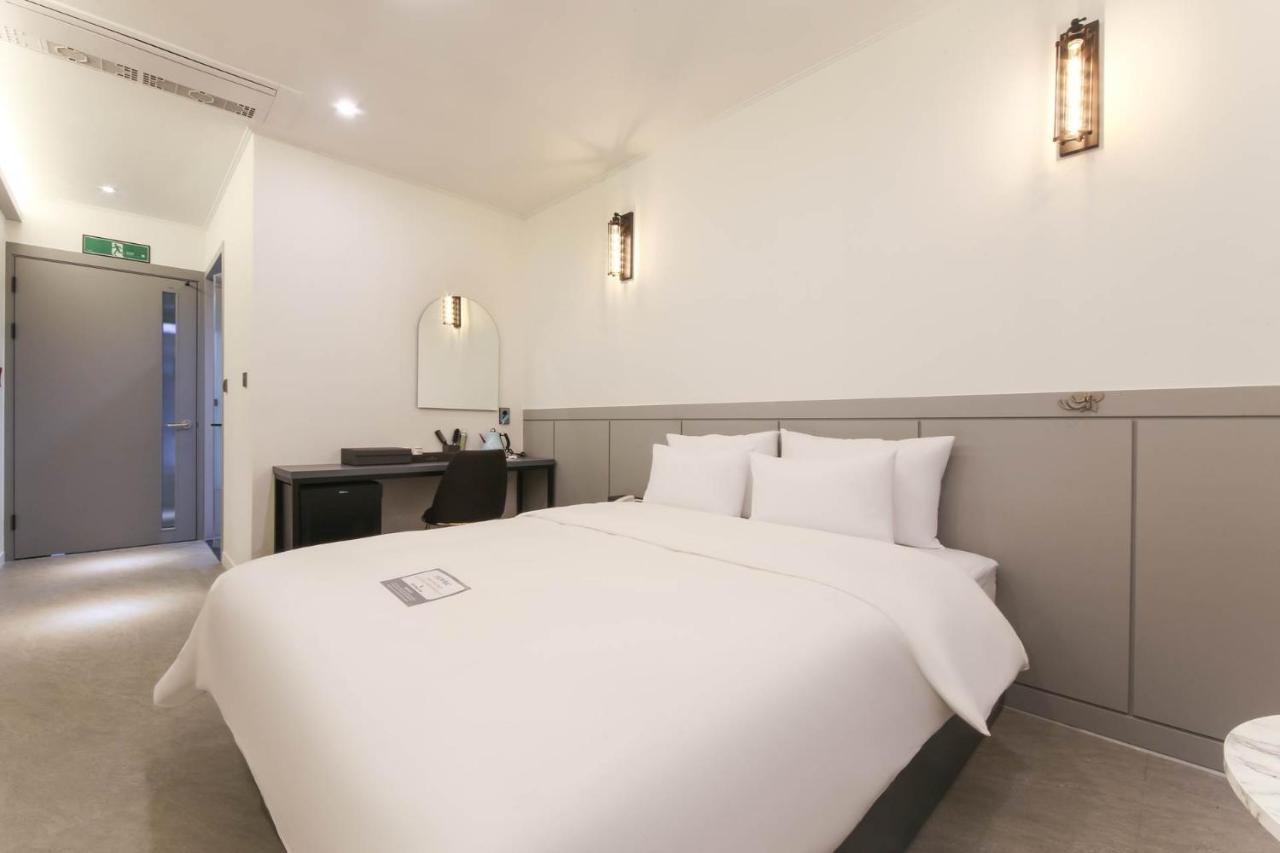 Pyeongtaek Godeok Rich Stay Hotel Экстерьер фото