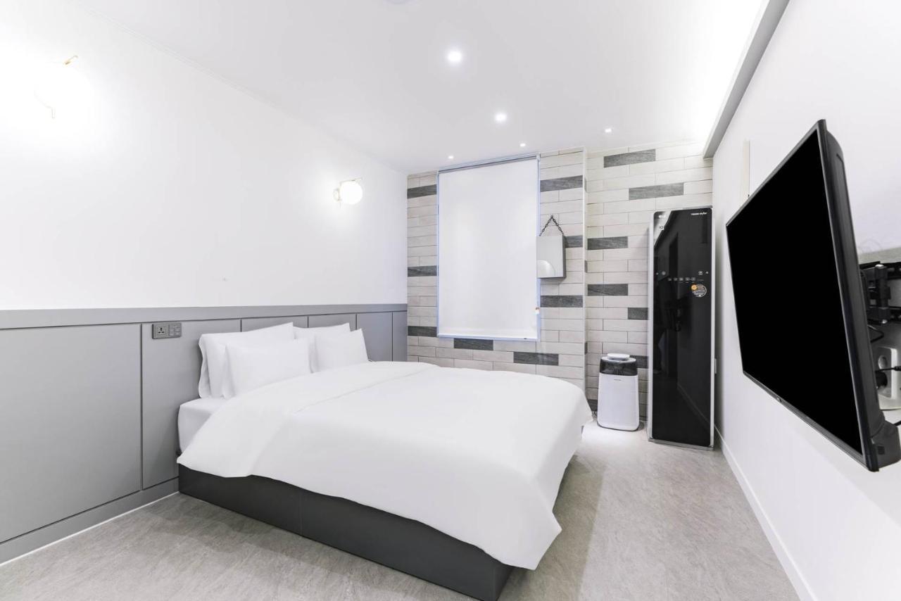 Pyeongtaek Godeok Rich Stay Hotel Экстерьер фото
